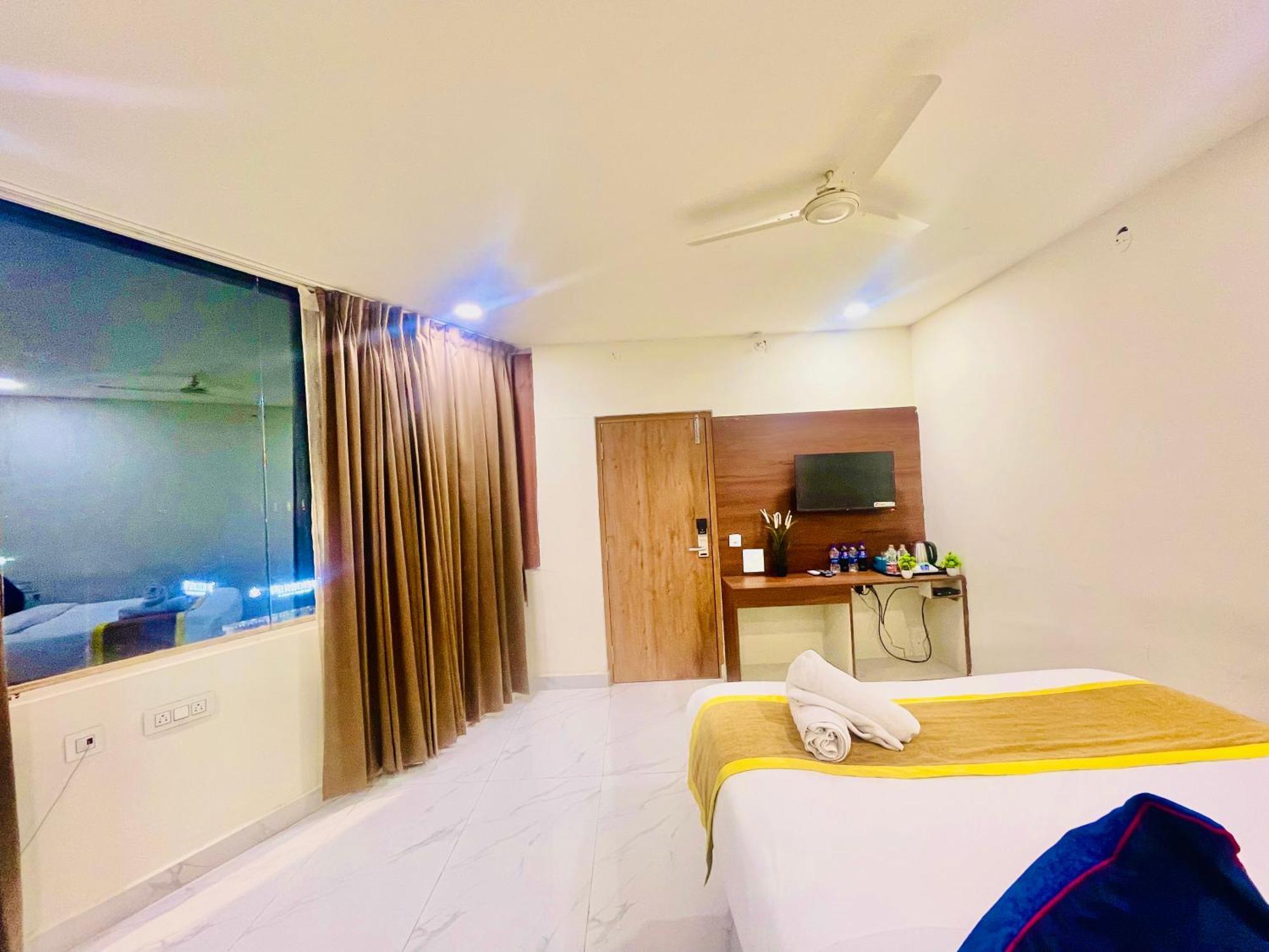 Hotel Eagle Grand Hyderabad Airport Zone Shamshabad Exterior foto